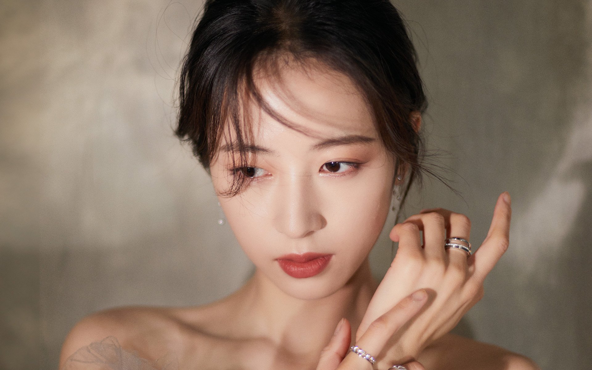 媒体评价机制是否过度影响年轻球员心理，媒体评论是什么意思