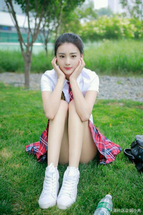 足球比赛文化创意衍生品销售数据增长显著，足球产品营销方案